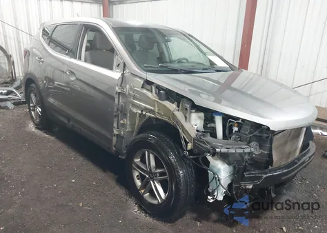 2018 Hyundai Santa Fe Sport 2.4L z USA, uszkodzony, nr VIN 5NMZT3LB8JH081165